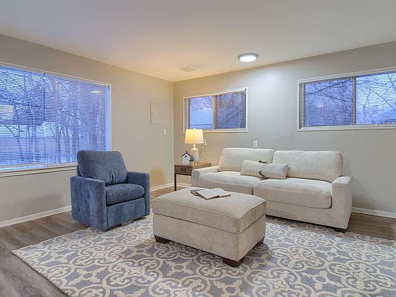 5th image of 24056 Lehigh St