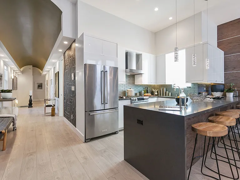 1082 S Van Ness Ave #1082 — Photo 9
