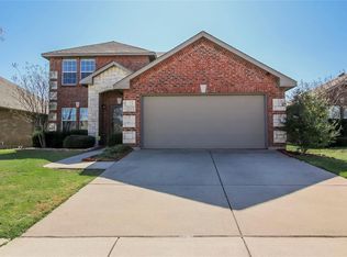 2408 Clairborne Dr, Fort Worth, TX 76177