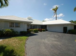 17 Cayuga Rd, Sea Ranch Lakes, FL 33308