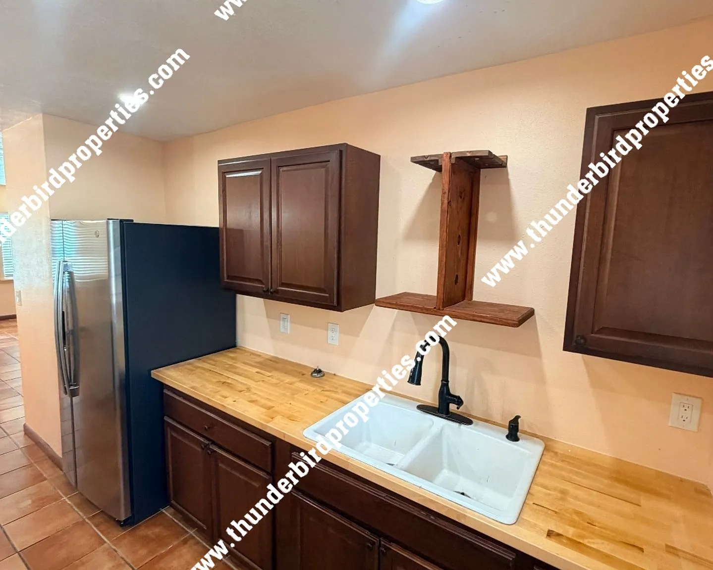 1307 San Mateo — Photo 3