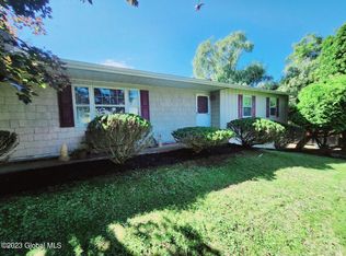 77 Washington Ave, Coxsackie, NY 12051