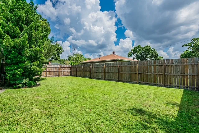 2514 W Gray St — Photo 12