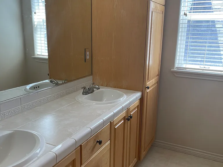 13432 NW Hartford St — Photo 11