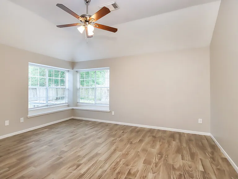 1414 Summer Rain Dr — Photo 10
