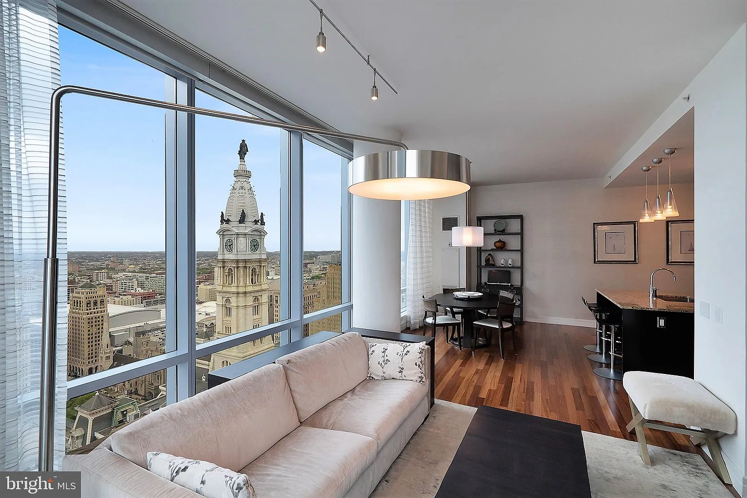 1414 S Penn Sq Unit 36F photo 1