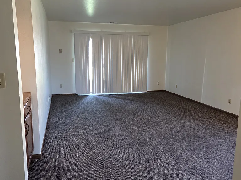 12881 W Hampton Ave — Photo 5