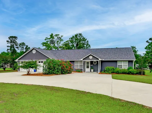 1170 Shore Dr, Manning, SC 29102