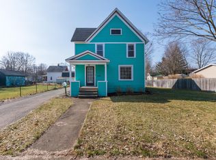 220 E Chart St, Plainwell, MI 49080