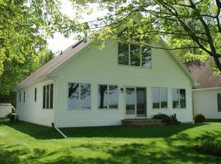 N5545 Bischoff Bay Ln, Shawano, WI 54166