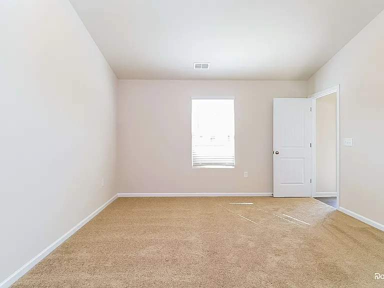 375 Kenyon Dr — Photo 12