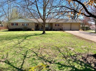 715 Daugherty Rd, Neosho, MO 64850