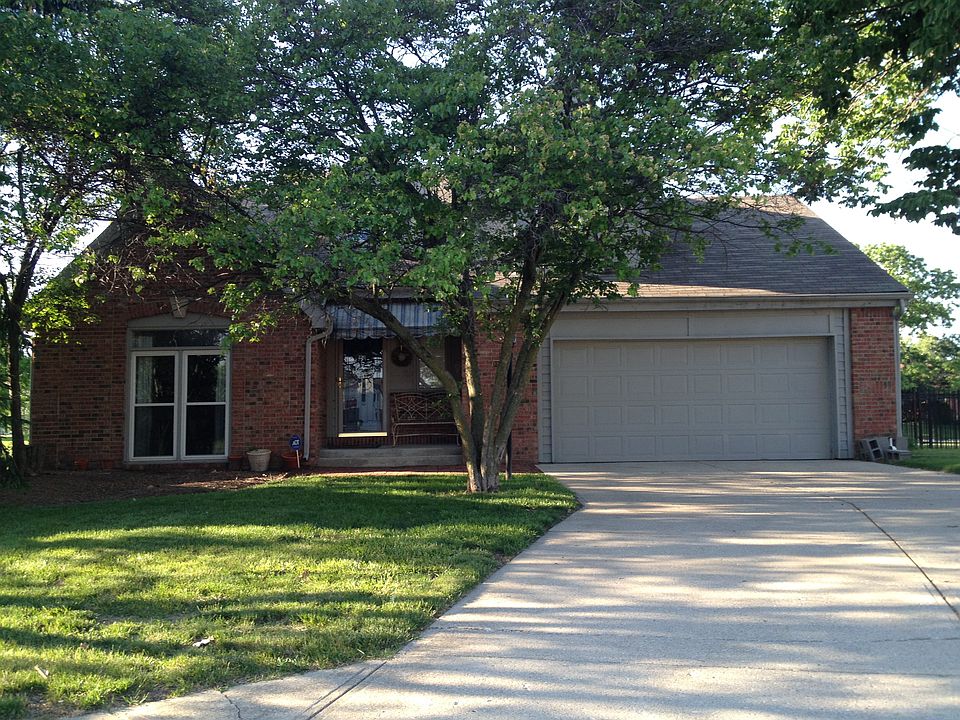 1st image of 8880 Red Cedar Ct