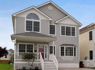108 E Miami Ave, Wildwood Crest, NJ 08260