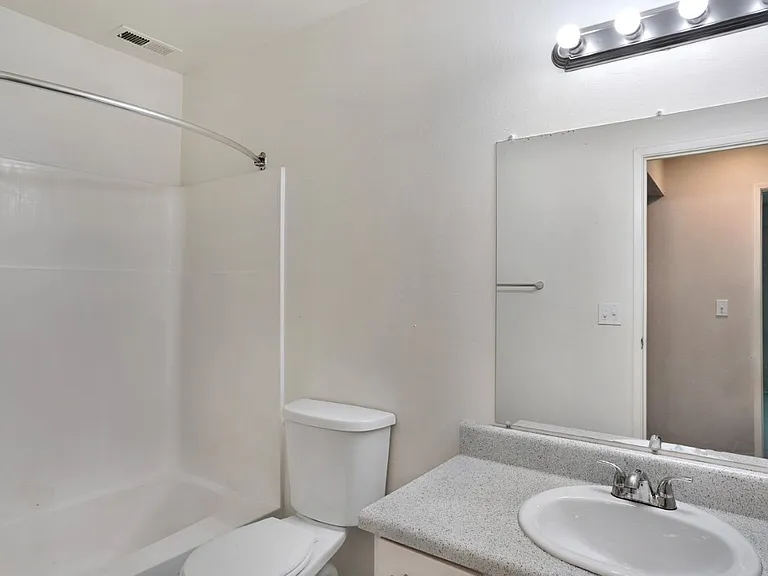 Villas at Vine — Photo 19