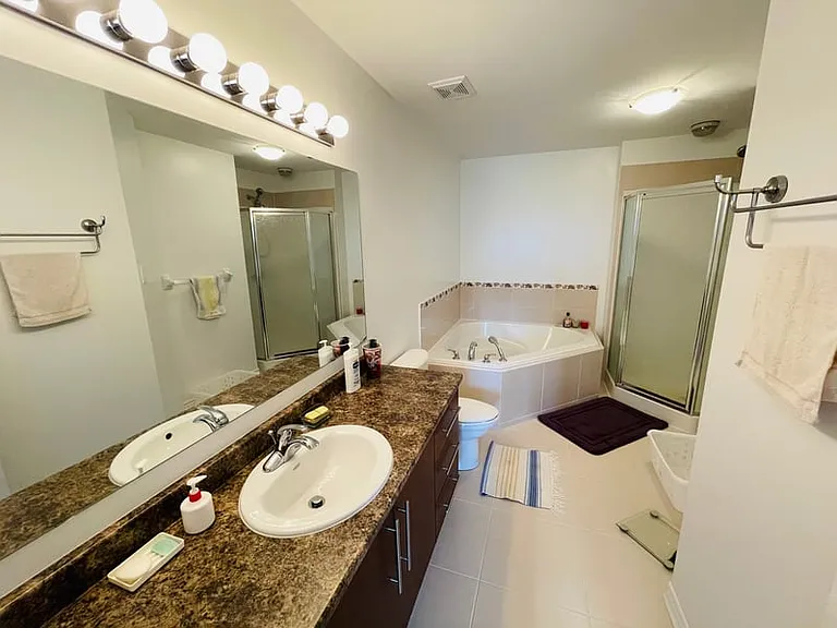 108 Battersea Cres — Photo 7