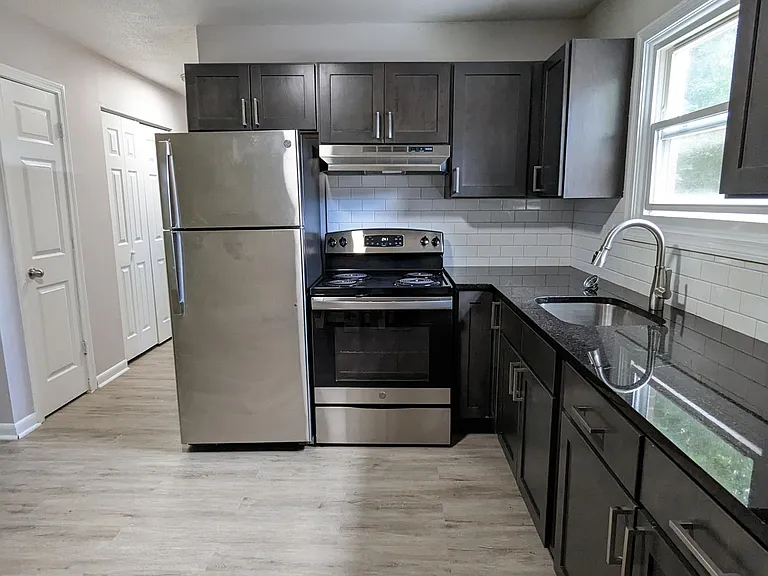 156 Jersey St #3 — Photo 3
