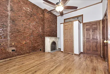 Rented by R New York