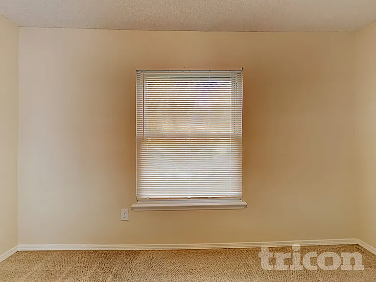 1865 Shannon Lake Dr — Photo 10