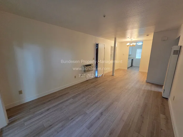 732 Beaver St — Photo 7