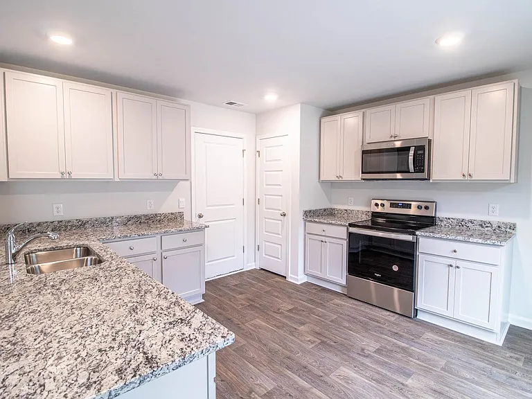 495 Coconut Dr — Photo 10