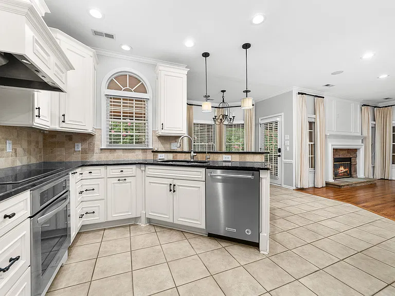 21510 Gulfstar Ct — Photo 16