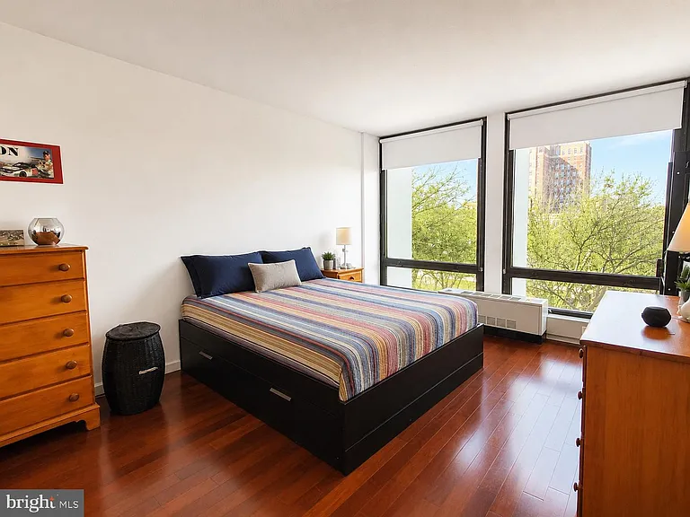 200 Locust St #4CN — Photo 4