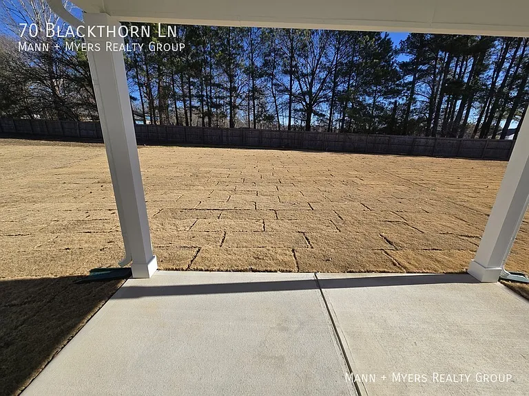70 Blackthorn Ln — Photo 49