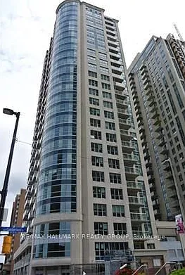 242 Rideau St #2105