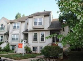 6000 Creekstone Ln, Centreville, VA 20120