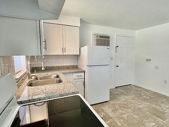 5th image of 5739 9th St #1