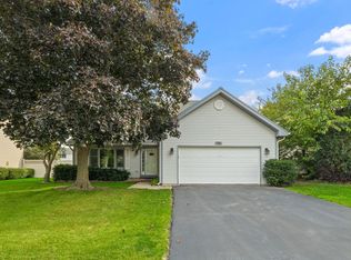 701 Garth Rd, Wheeling, IL 60090