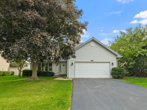 701 Garth Rd, Wheeling, IL 60090