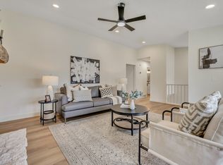 1492 E Sandy Hills Dr, Sandy, UT 84093