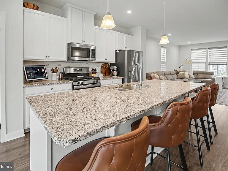 257 Sugar Maple Sq — Photo 11
