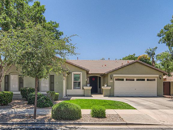 3rd image of 18453 E PURPLE SAGE Drive
