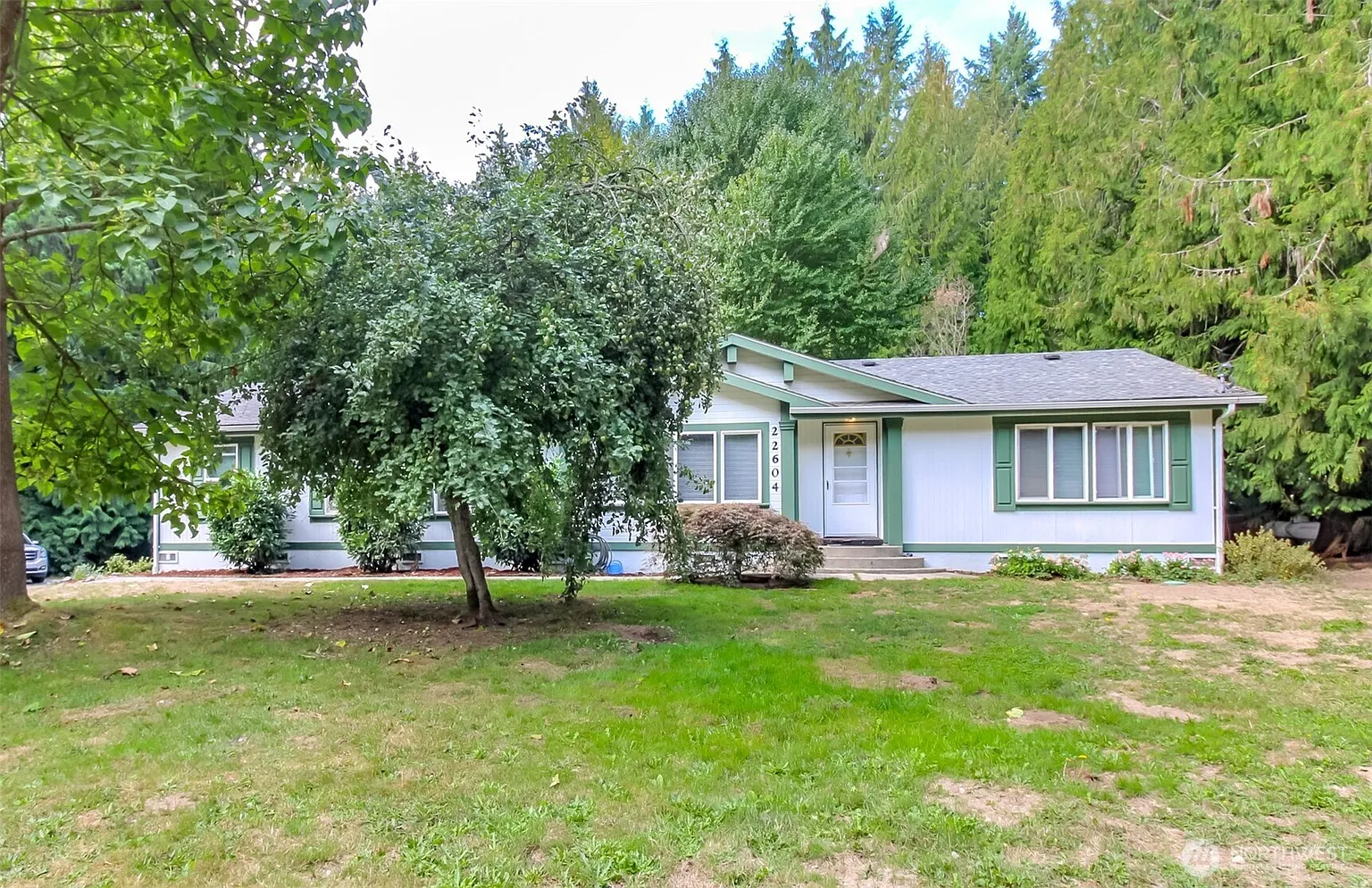 22604 149th Avenue E photo 1