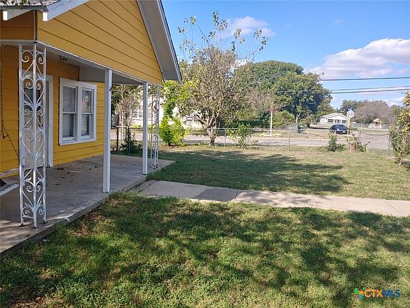 2nd image of 402 S 29th St