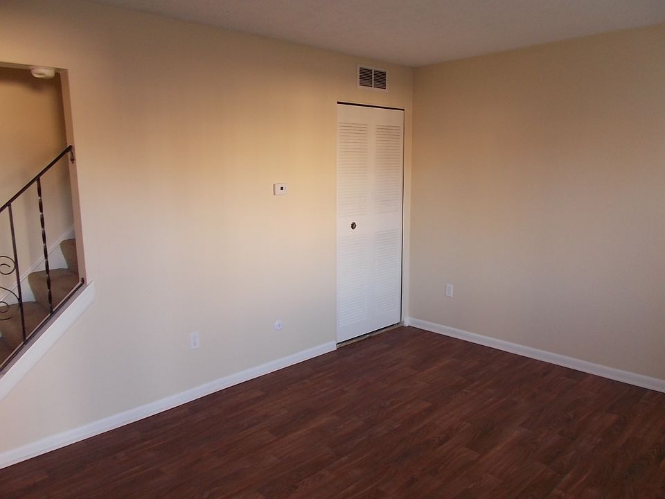 1st image of 348 Jefferson Ave APT 26