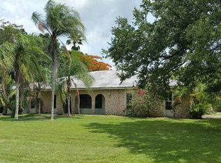 737 Paloma St, Wailuku, HI 96793