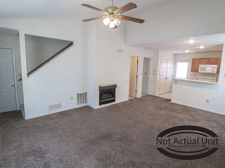 1413 N Frideriki Dr — Photo 5