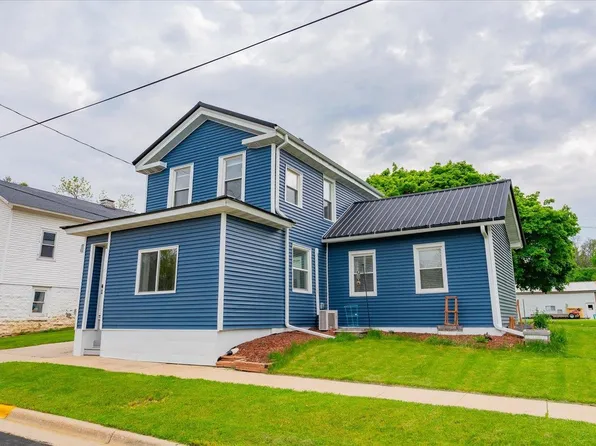 108 S Water St, Albany, WI 53502