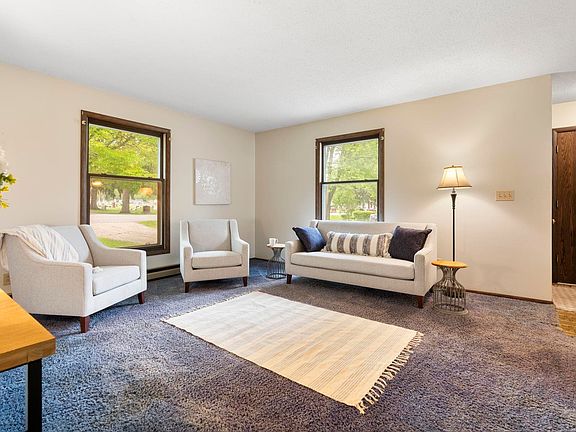 5th image of 1005 Armory Rd