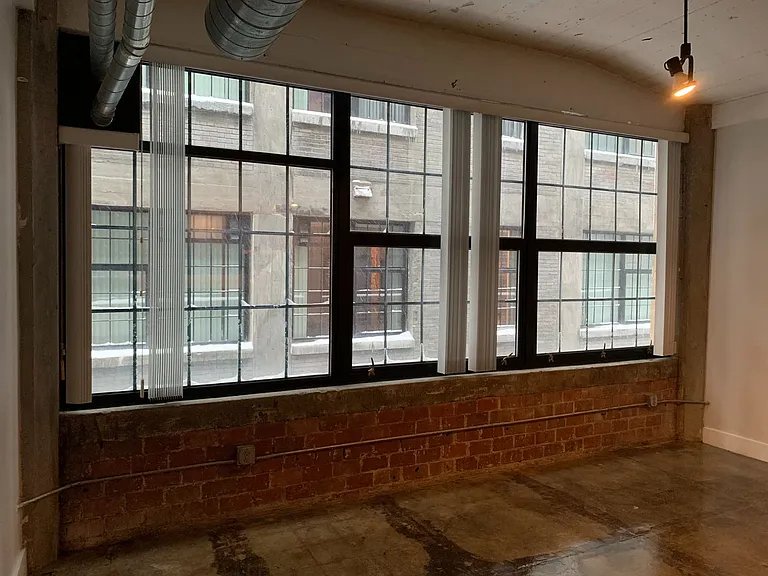 10th Street Lofts — Photo 2