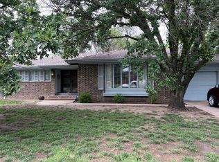 111 N Burr Oak Rd, Wichita, KS 67206