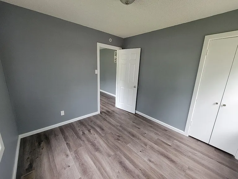 3571 Wright Ave — Photo 7