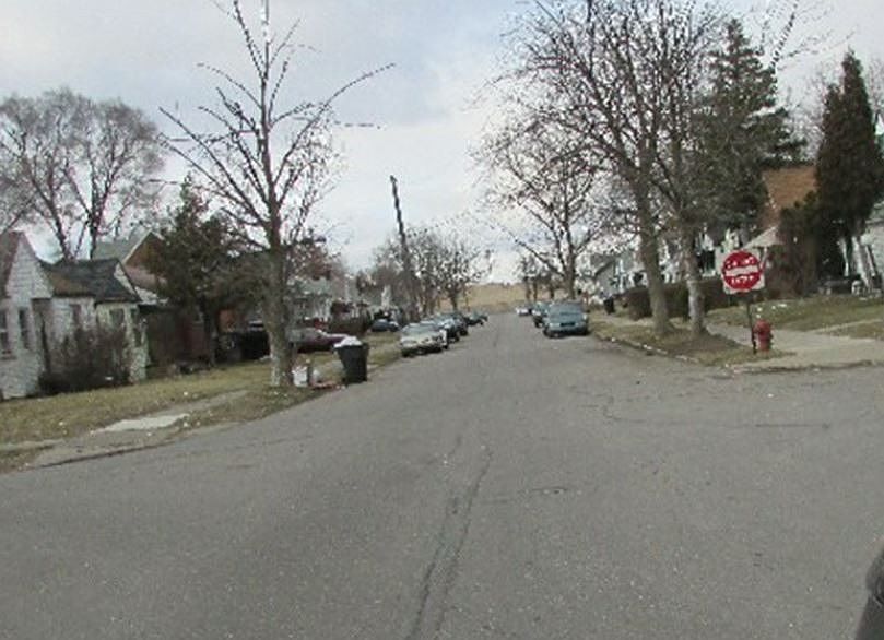 2nd image of 8349 Greenlawn St