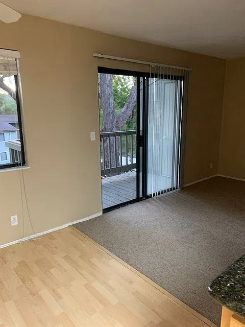 2 bed, 1000 sqft, $2,400 — Photo 3