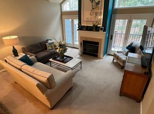 139 Surrey Ct, Ramsey, NJ 07446