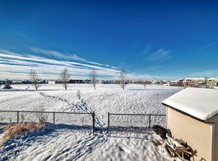 292 E Taralake Ter NE, Calgary, AB T3J 0A1